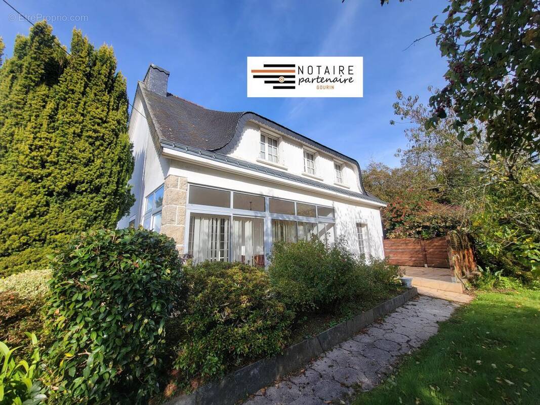 Maison à SEGLIEN