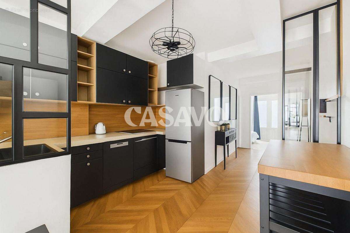 Appartement à PARIS-18E