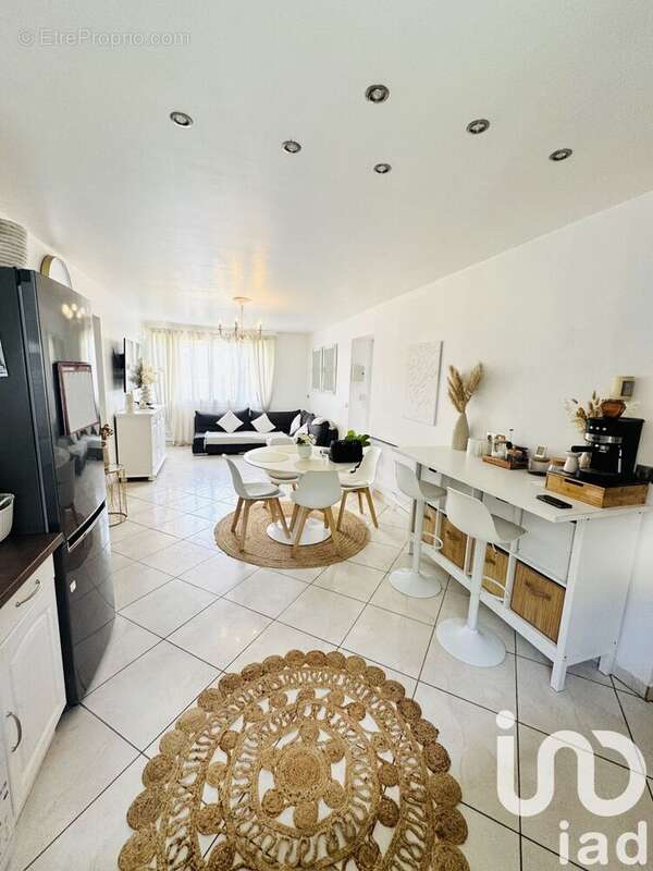 Photo 3 - Maison à SAINT-GERMAIN-LAVAL