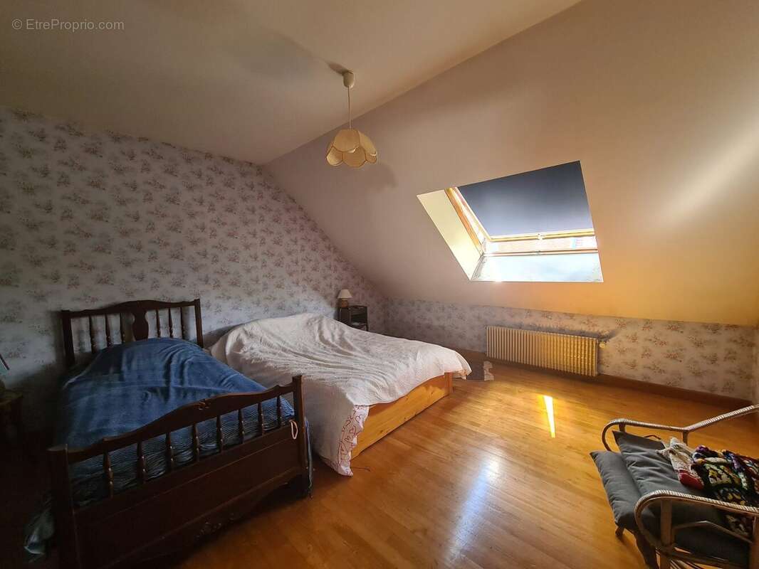 Maison 140 m² à Lavigny  - photo 8