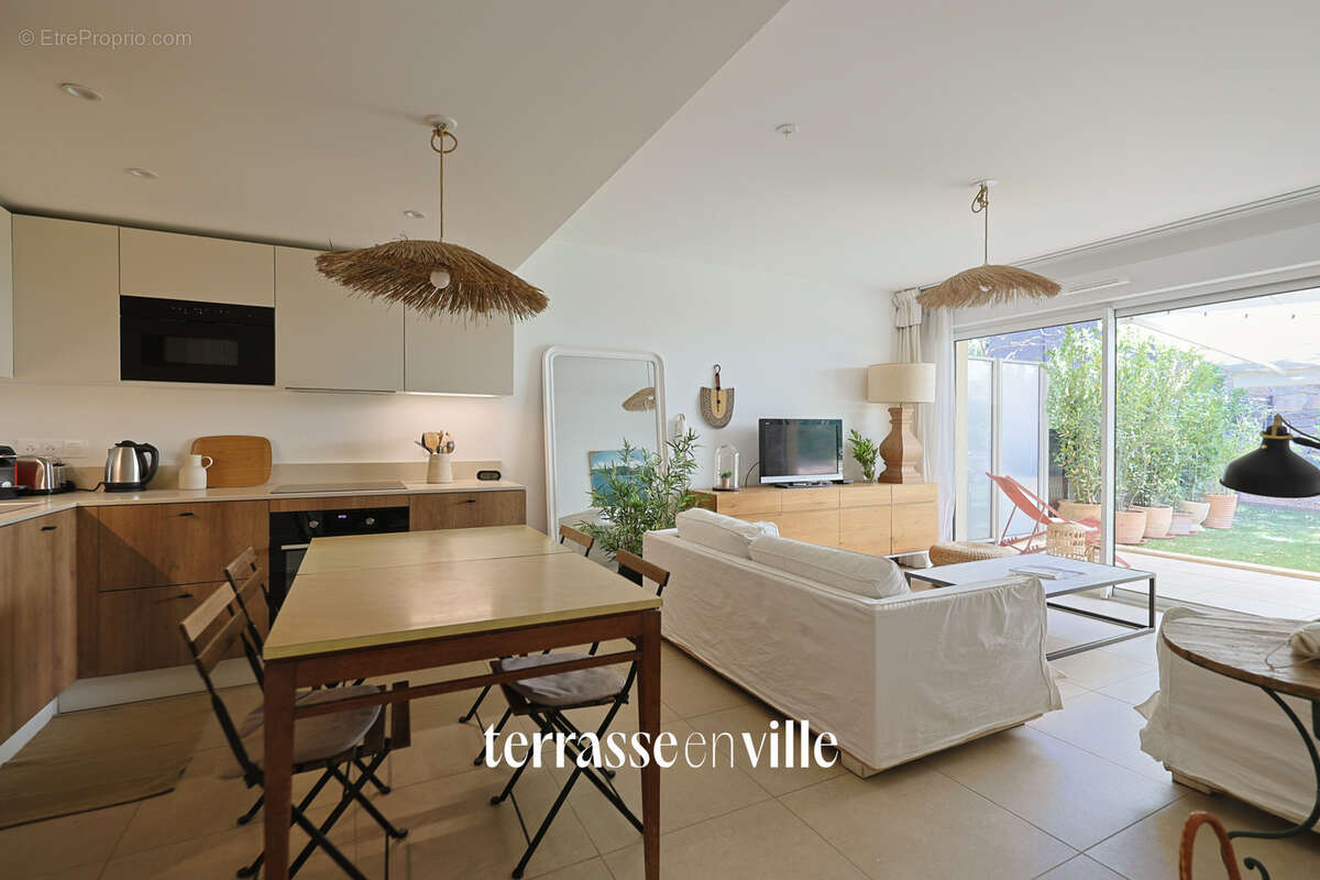 EXCLUSIVITE - Cap Brun, TOULON -  APPARTEMENT T3  avec 145 m2 de jardin - Résidence sécurisée, calme - photo 6