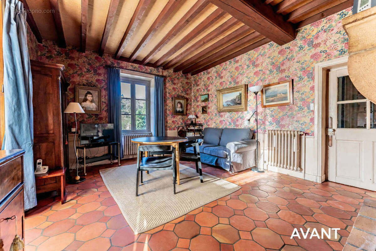Appartement à POLEYMIEUX-AU-MONT-D'OR