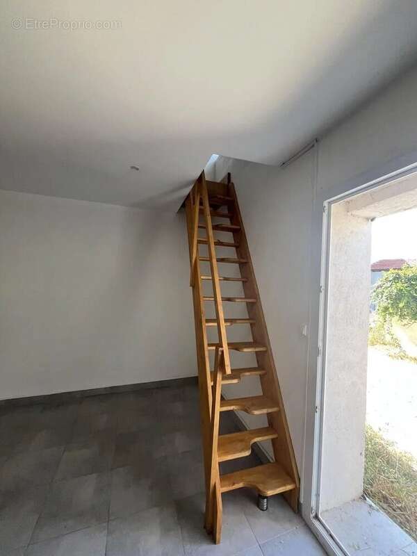 L'agence via immobilier vous propose :a gignac la nerthe  ra - photo 8