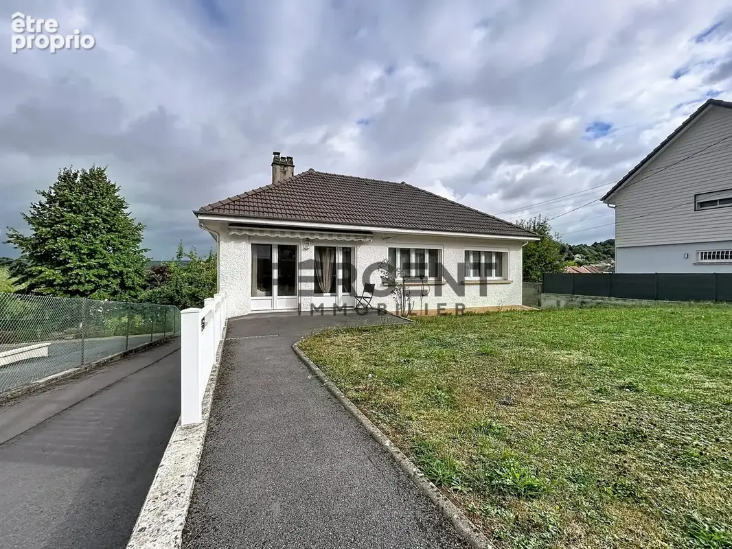 Maison à AIGLEMONT