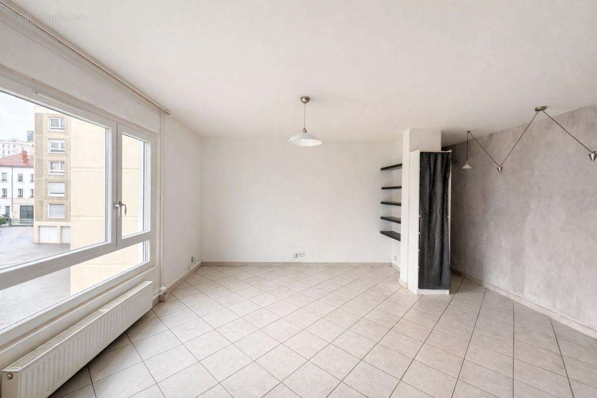 Appartement à LYON-3E