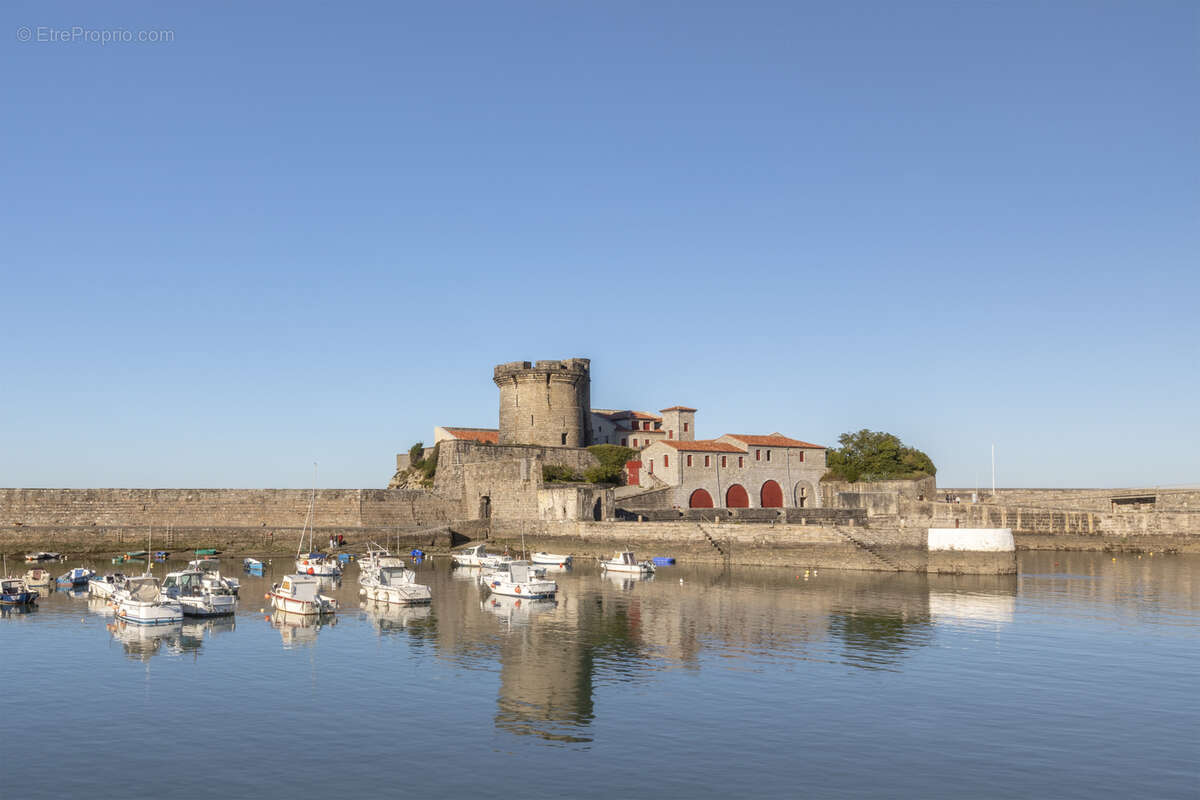 Appartement à URRUGNE