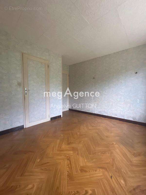 Maison à BEAUMONT-SUR-SARTHE