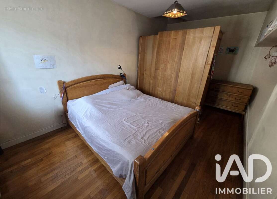 Photo 5 - Appartement à GENNEVILLIERS