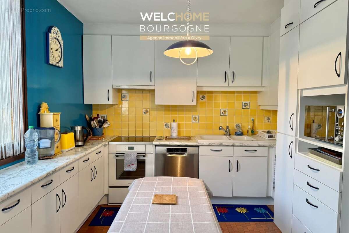 Maison à GIVRY