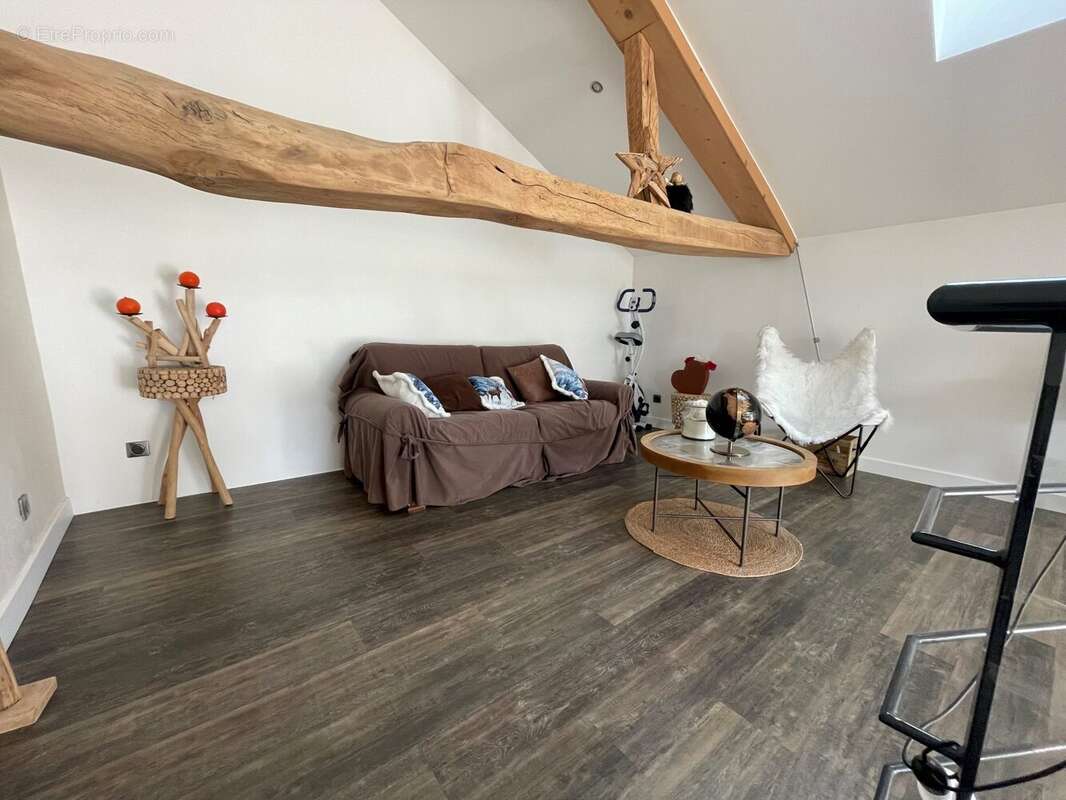 Maison à SAINT-JEAN-DE-MOIRANS