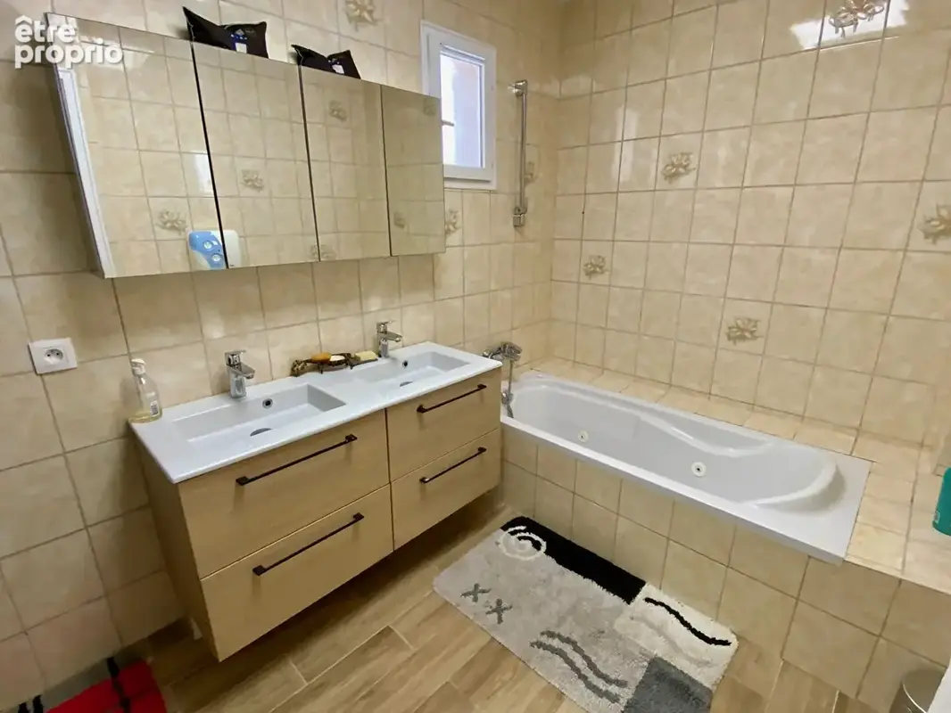 SANT ANDRE DE LA ROCHE VILLA 162.60m²  sur 1513m² de terrain vue mer - photo 6