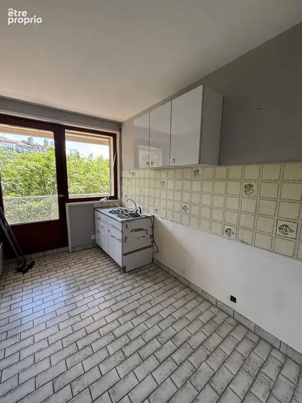 Appartement 2 pièces 52 m² à vendre à Saint-Etienne (42000) - photo 4