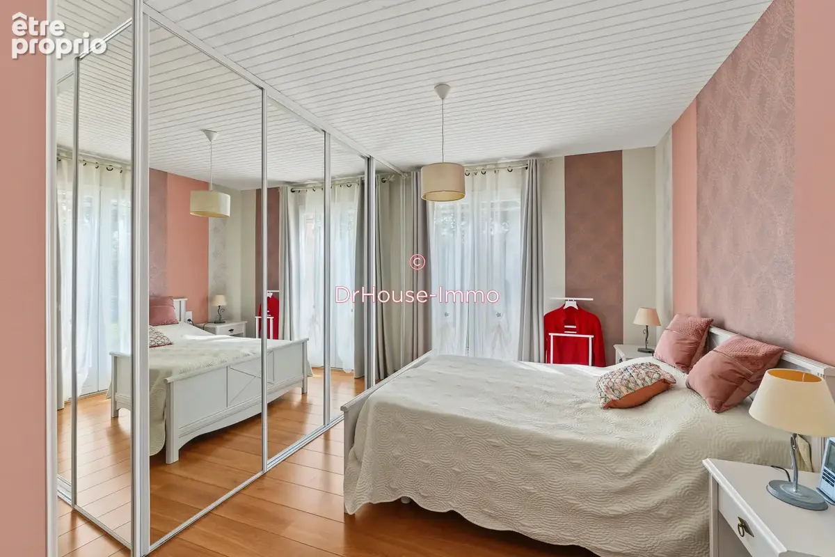 Maison 8 pièces 225 m² à vendre à Laboutarie (81120) - photo 8