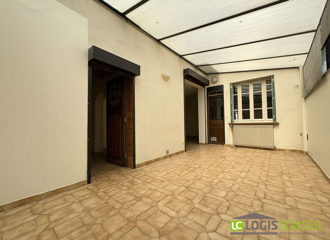 Appartement à CHATILLON
