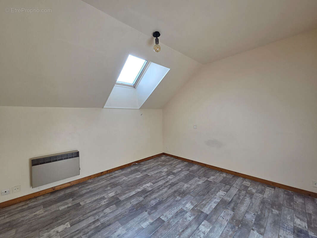 Appartement à MACHE