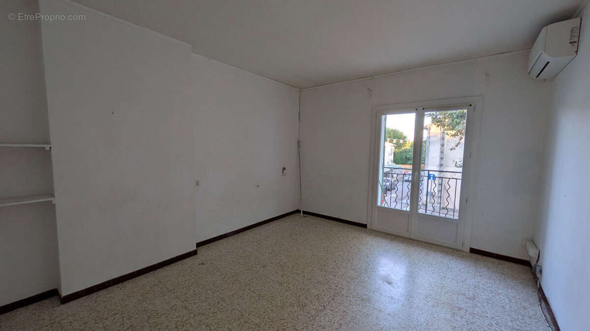 Maison à CHATEAURENARD