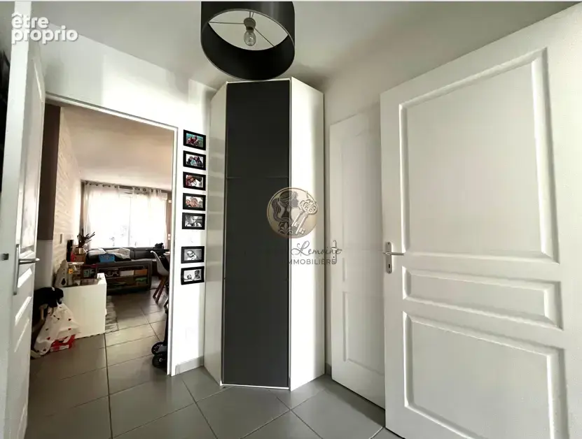 Produit rare à Marcy-l’Étoile   T3 traversant avec deux jardins Privatifs, piscine et double garage - photo 7