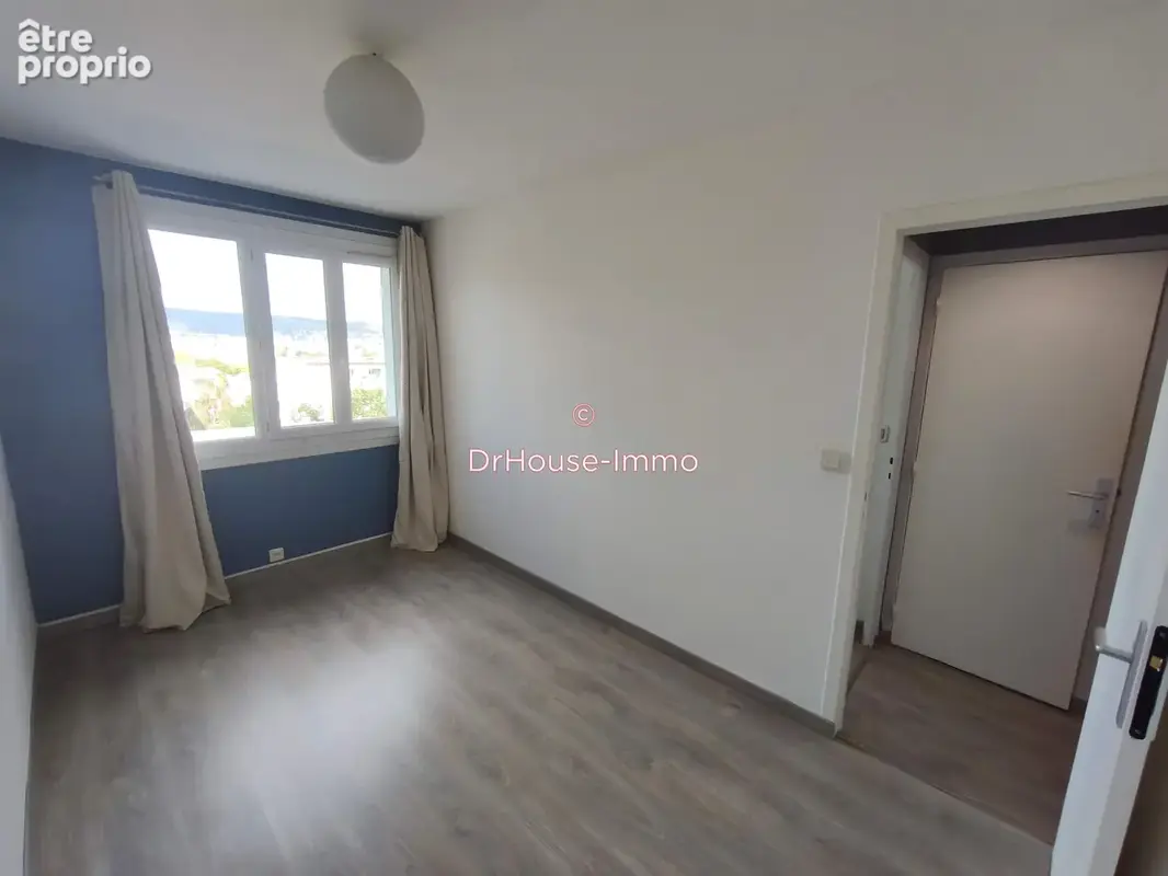 Appartement 4 pièces 81 m² à vendre à Clermont-Ferrand (63000) - photo 9