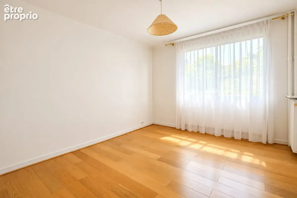 Appartement 3 pièces 76 m² à vendre à Montreuil (93100) - photo 8