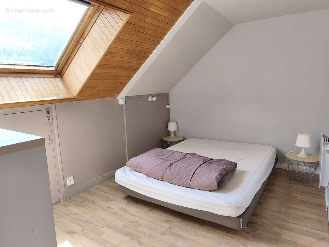 Spacieux T2 de 45 m2 (30 m2 Carrez) avec belles vues et très bien situé en centre-ville - photo 11