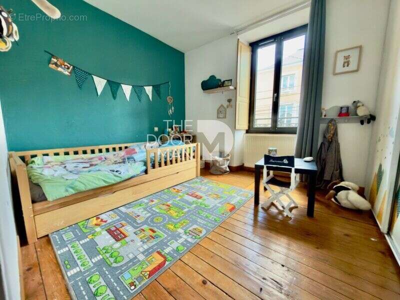 Maison 53000 - photo 8