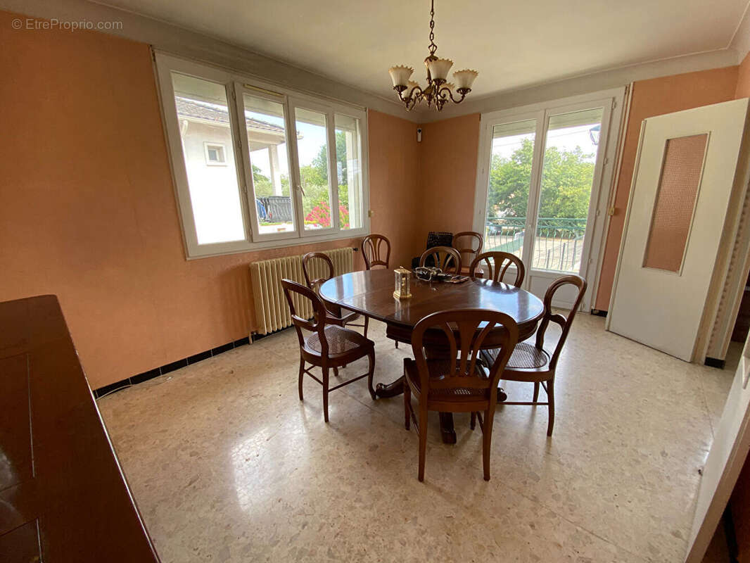 Maison à VILLENEUVE-TOLOSANE