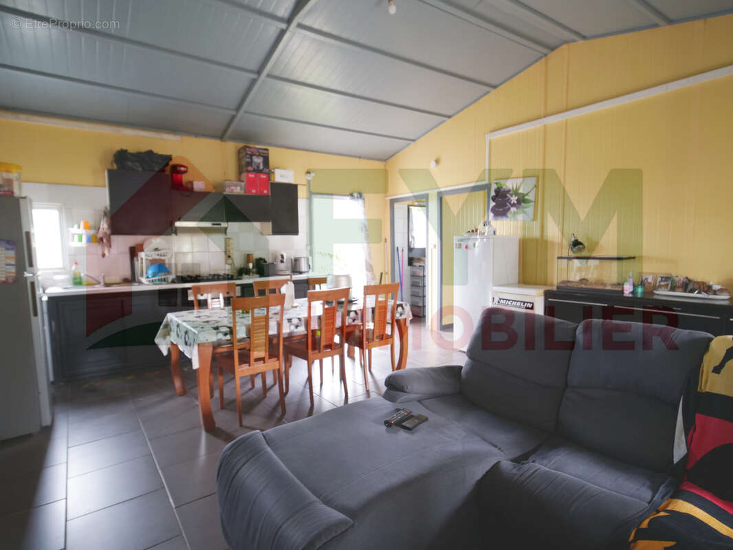 Maison à SAINT-PIERRE