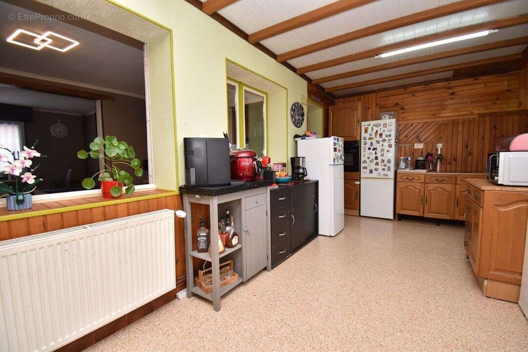 Maison à NEUVILLE-SAINT-REMY