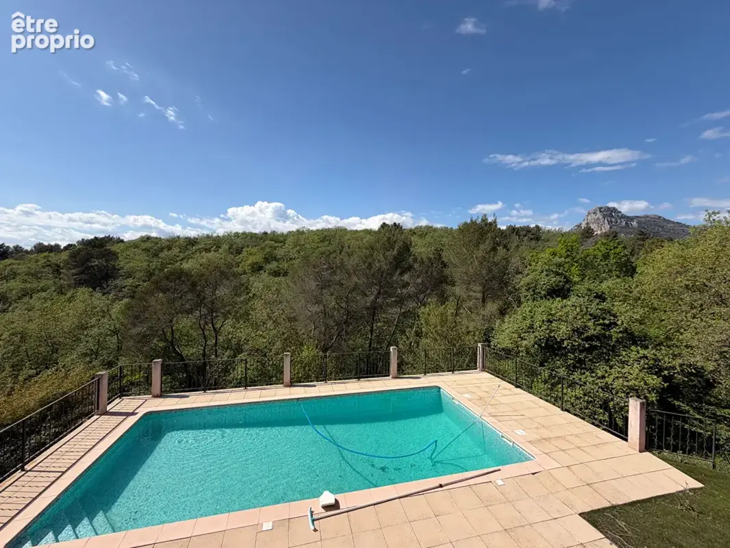 LA GAUDE _ MAISON INDIVIDUELLE 158 m2 avec piscine et garage 97 m2 - photo 2