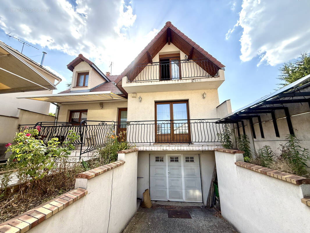 Maison à AULNAY-SOUS-BOIS