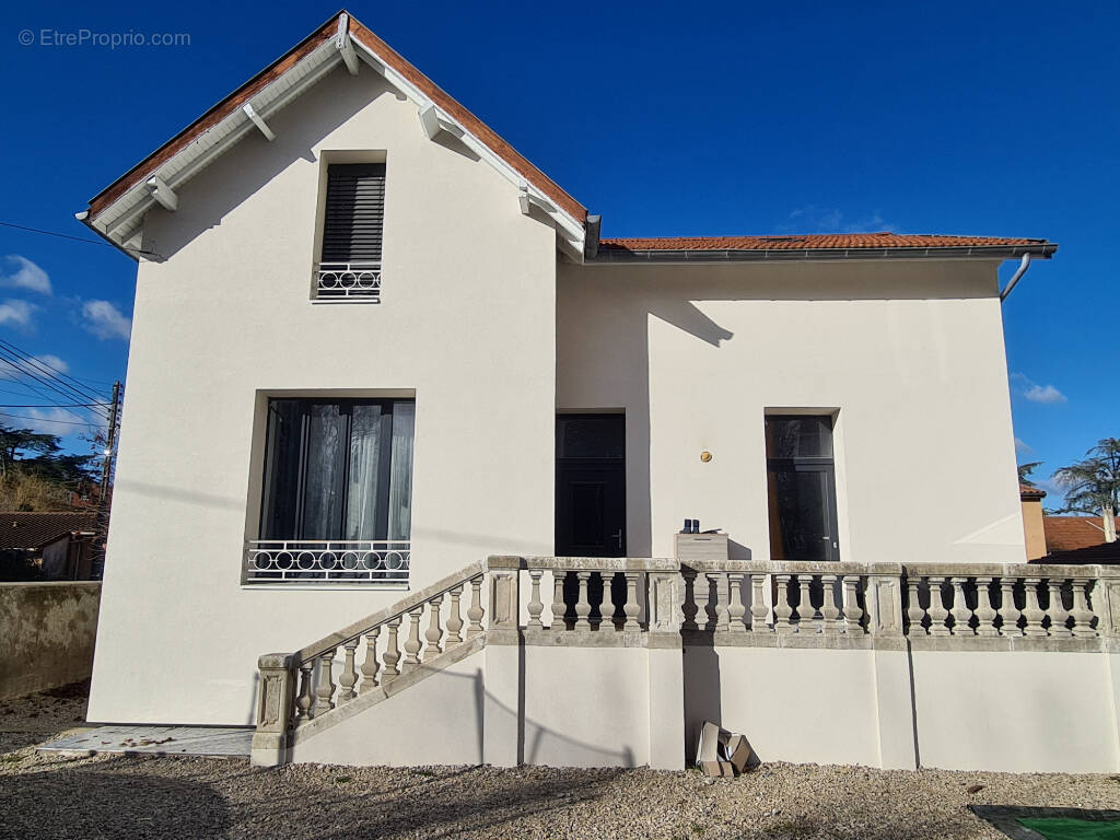 Maison à ROMANS-SUR-ISERE