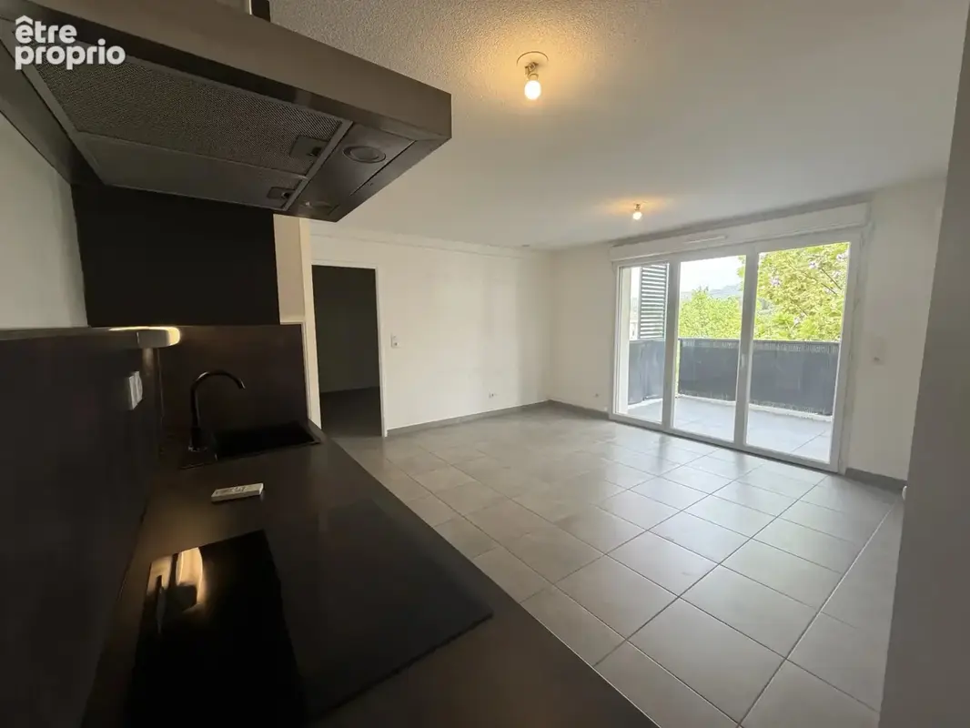 À vendre – Charmant T2 au dernier étage avec ascenseur - photo 3
