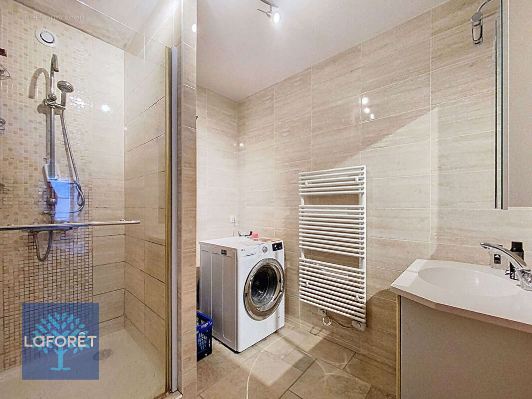 Maison à SAINT-CHRISTOPHE-DES-BOIS