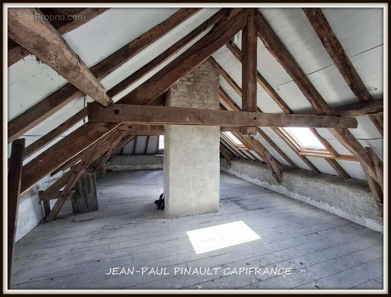 Maison à BERNAC-DEBAT