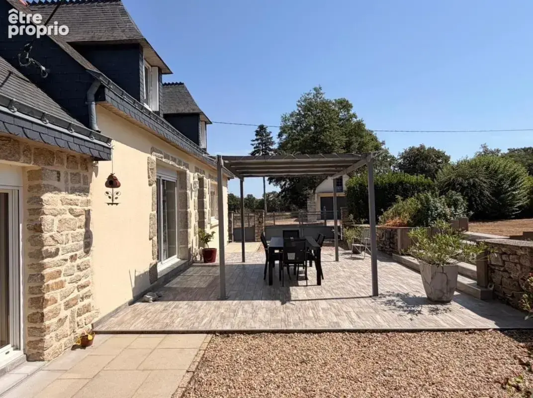 Maison 120m2 avec terrain de 2730m2 - proche Malestroit et Pleucadeuc - photo 2