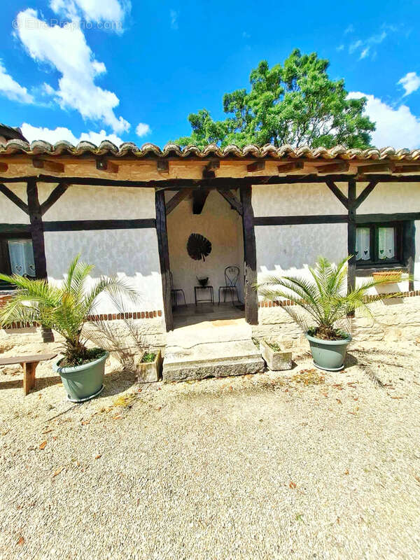Maison à VIRIAT