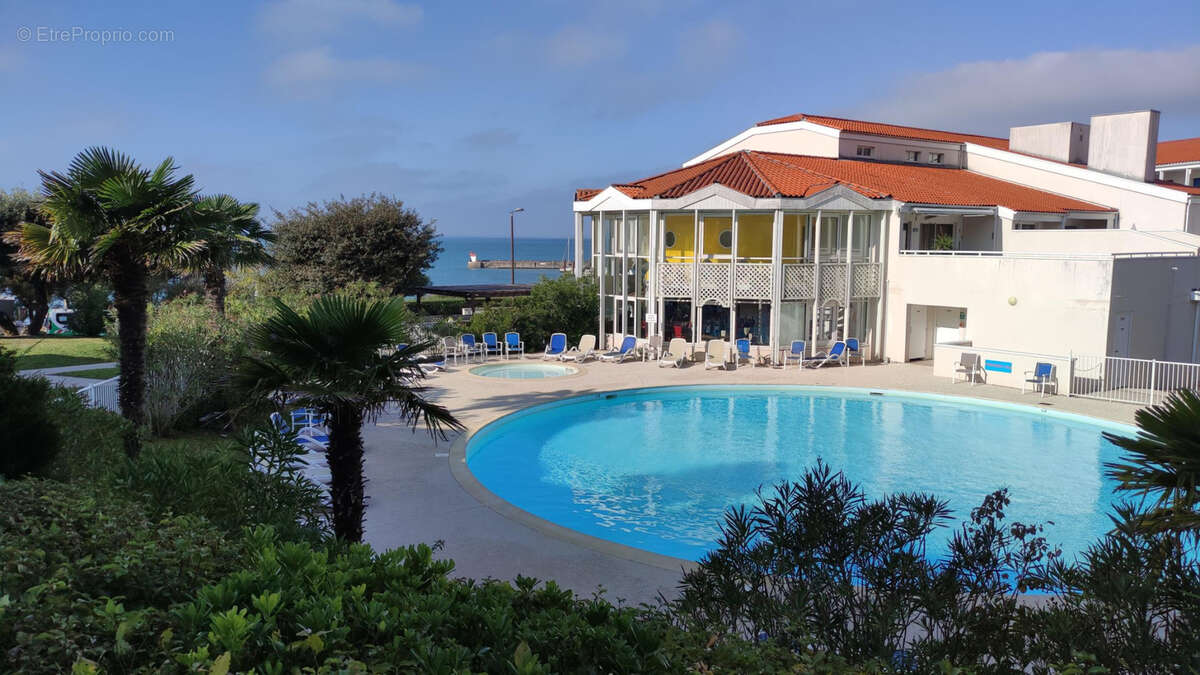 Appartement à FOURAS