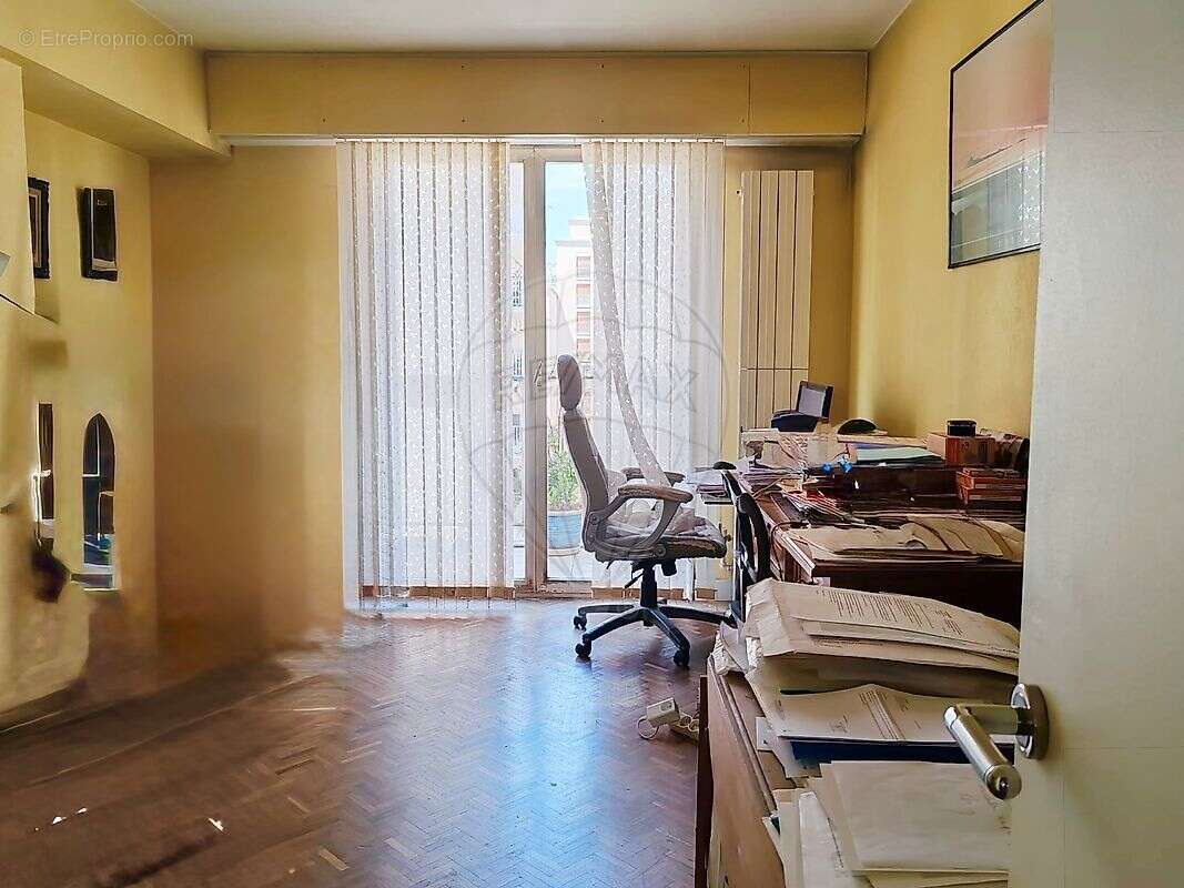 Appartement à VERSAILLES