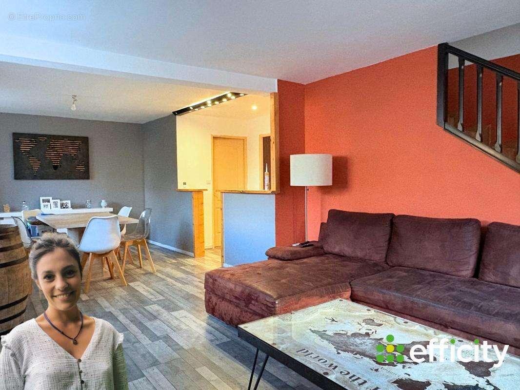 Maison à SURY-LE-COMTAL