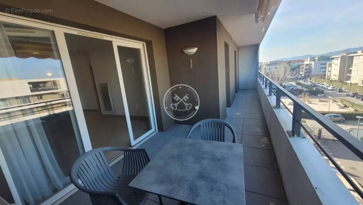 Appartement à FREJUS