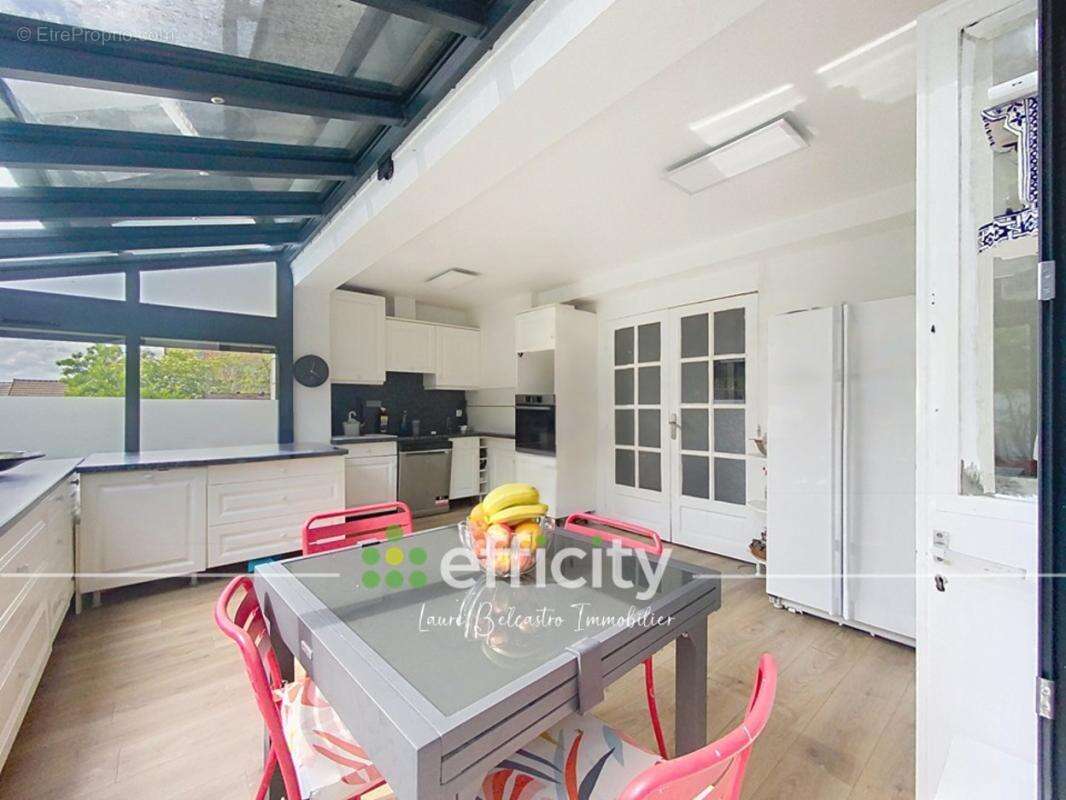 Appartement à BOISSY-SAINT-LEGER