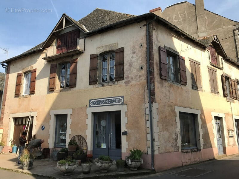 Maison à JUILLAC