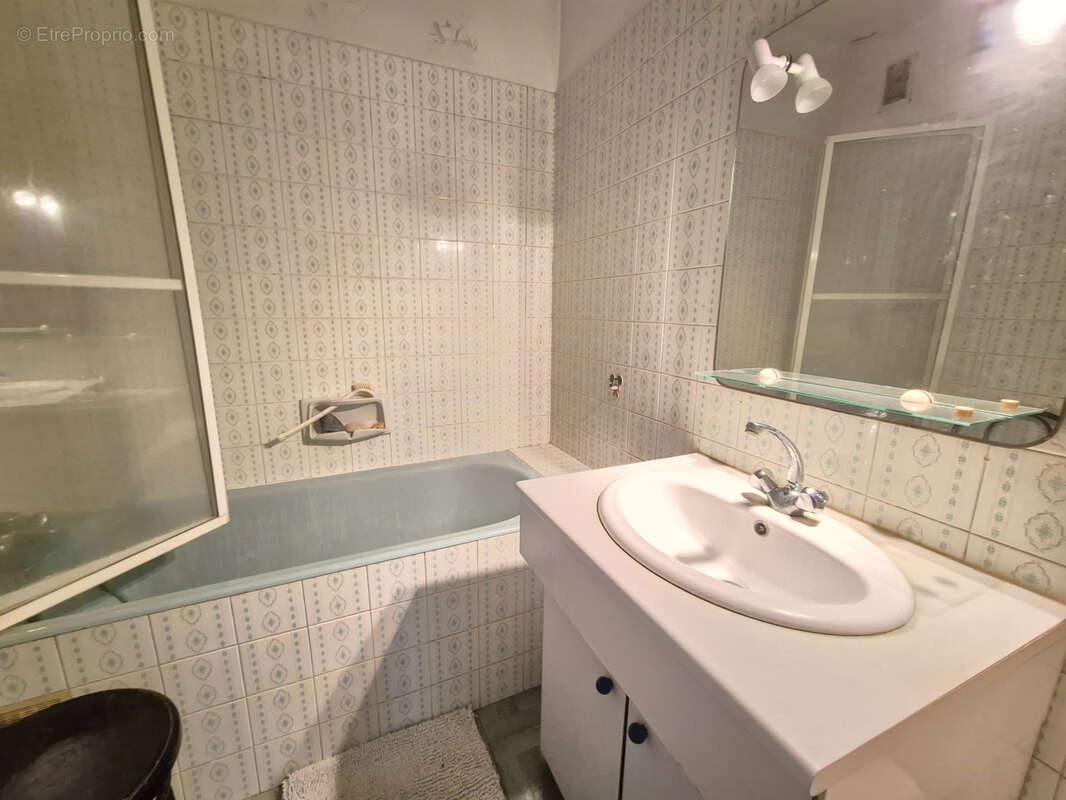 Appartement à HYERES