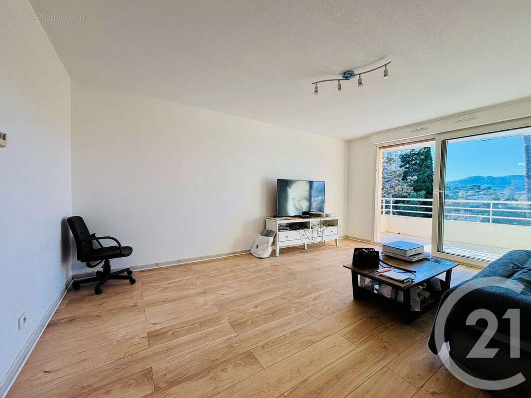 Appartement à LE CANNET