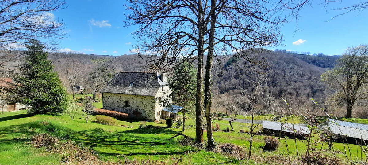 Maison à CROS-DE-RONESQUE