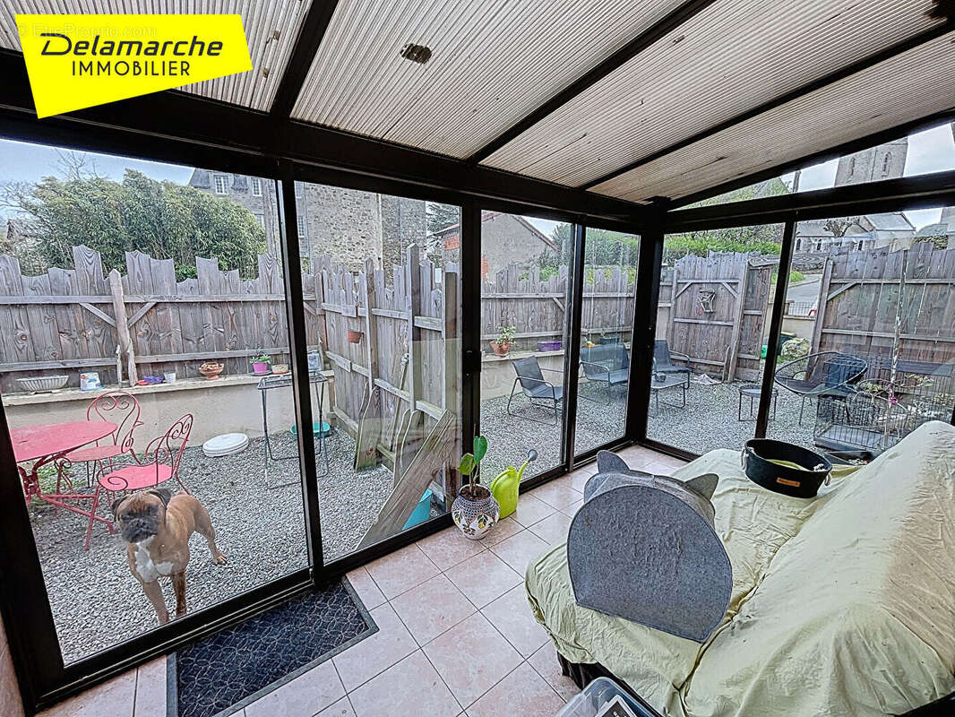 Maison à SAINT-SAUVEUR-LENDELIN