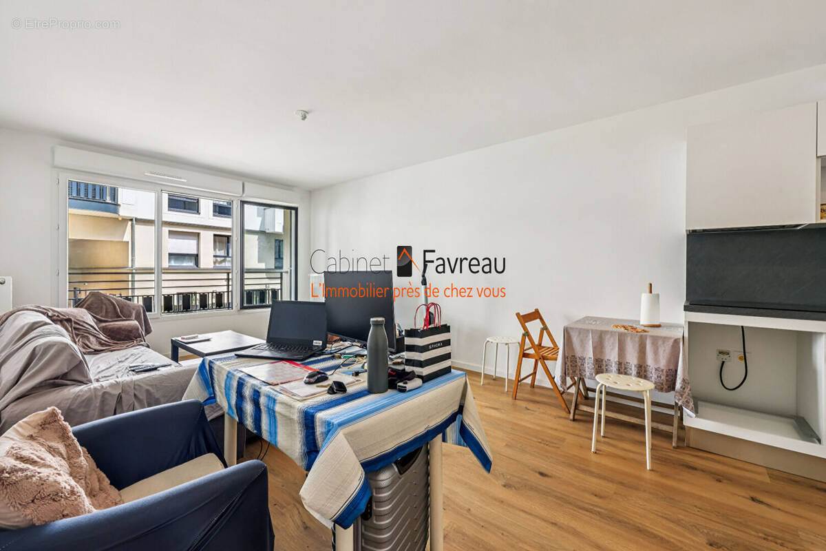 Appartement à THIAIS