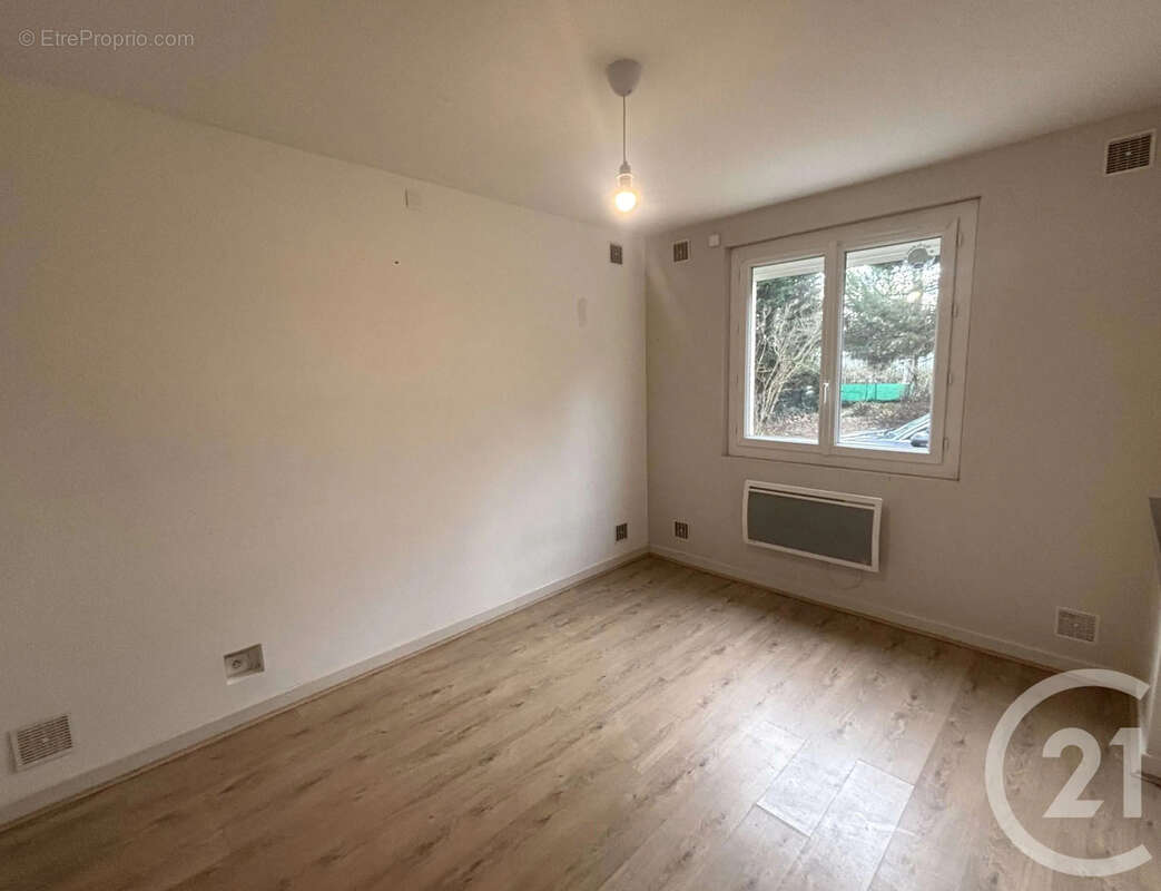 Maison à MONTESQUIEU-VOLVESTRE