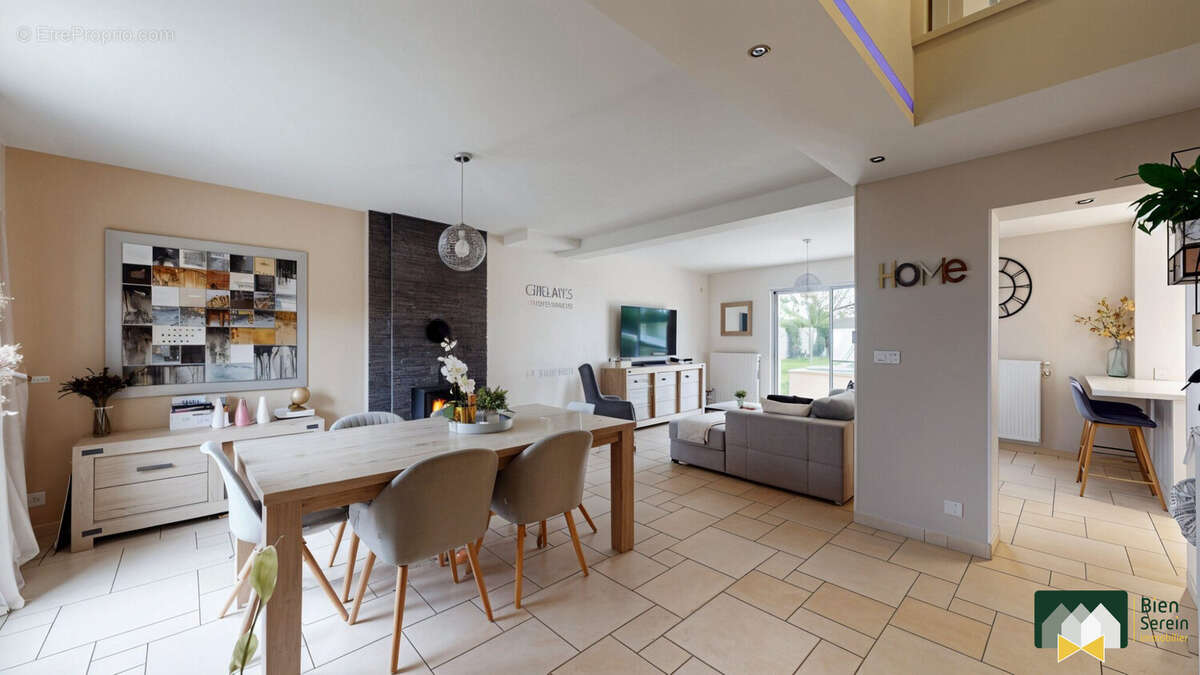 Maison à CLEVILLIERS