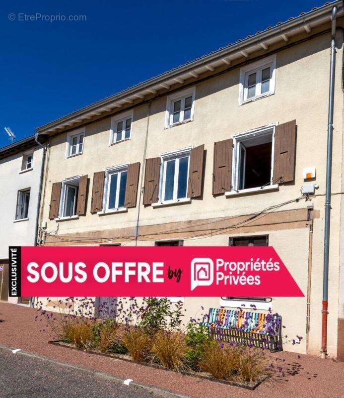Maison à PANISSIERES